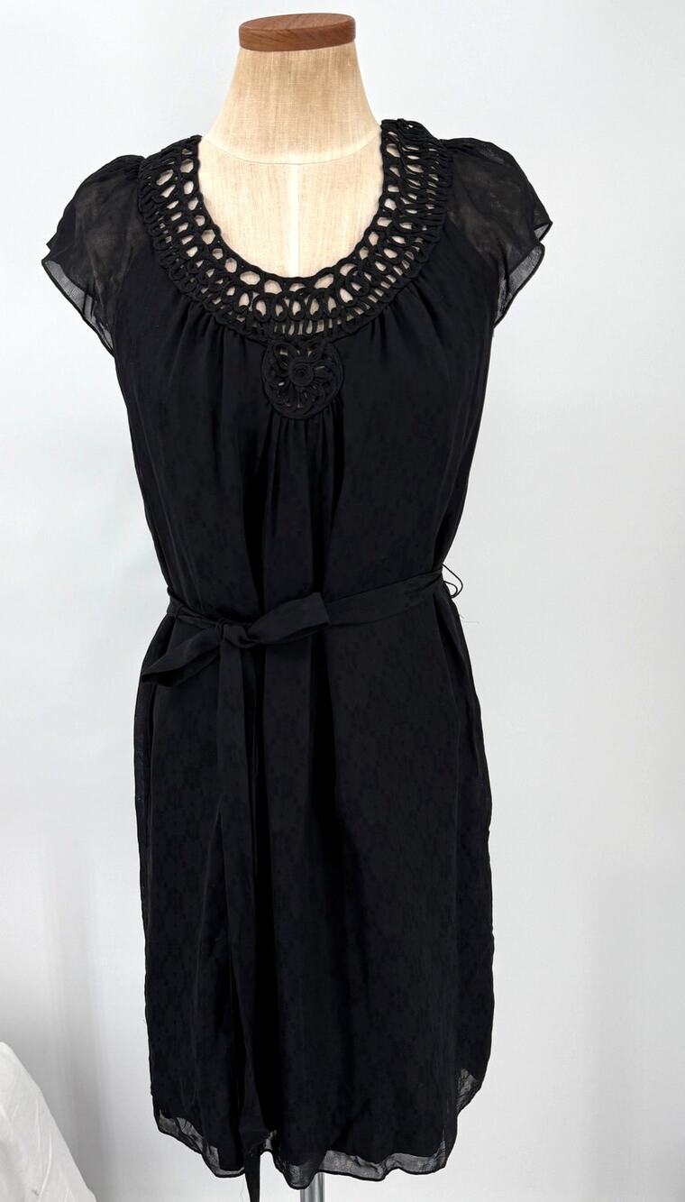 Milly Vintage 100% Silk Dress Black Open Lace Neckline Sheer Overlay LBD Size 4